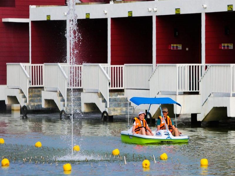 Tasik Villa International Resort image