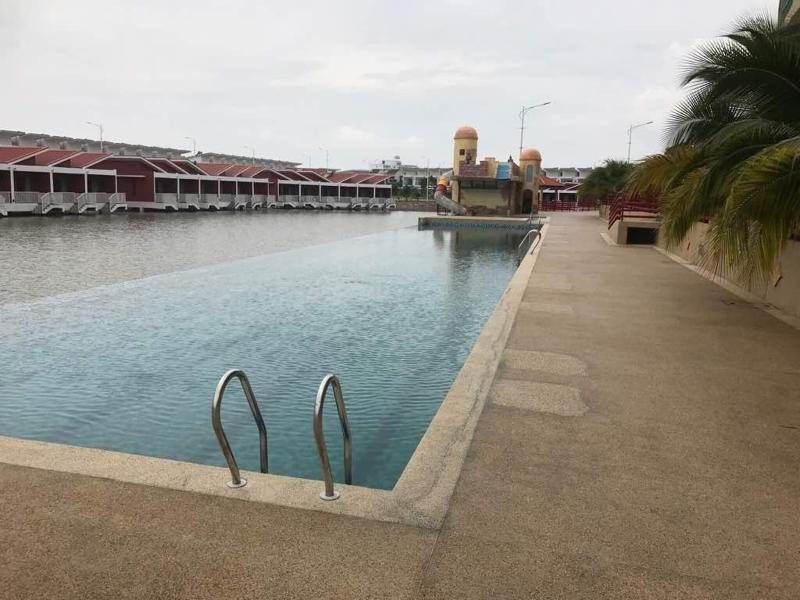 Tasik Villa International Resort image
