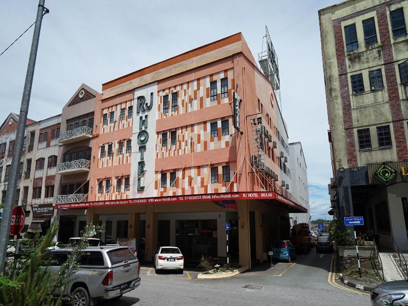 RJ Hotel Kulai image