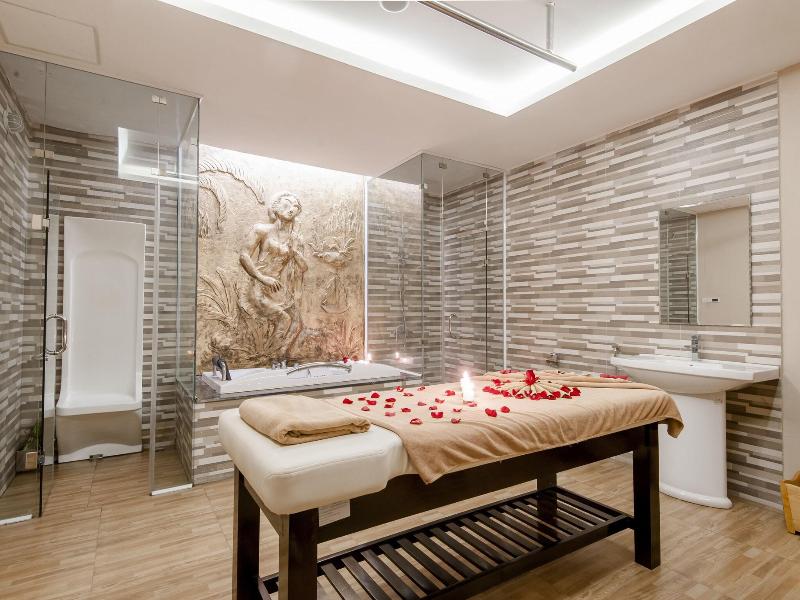 Muong Thanh Grand Lao Cai Hotel 