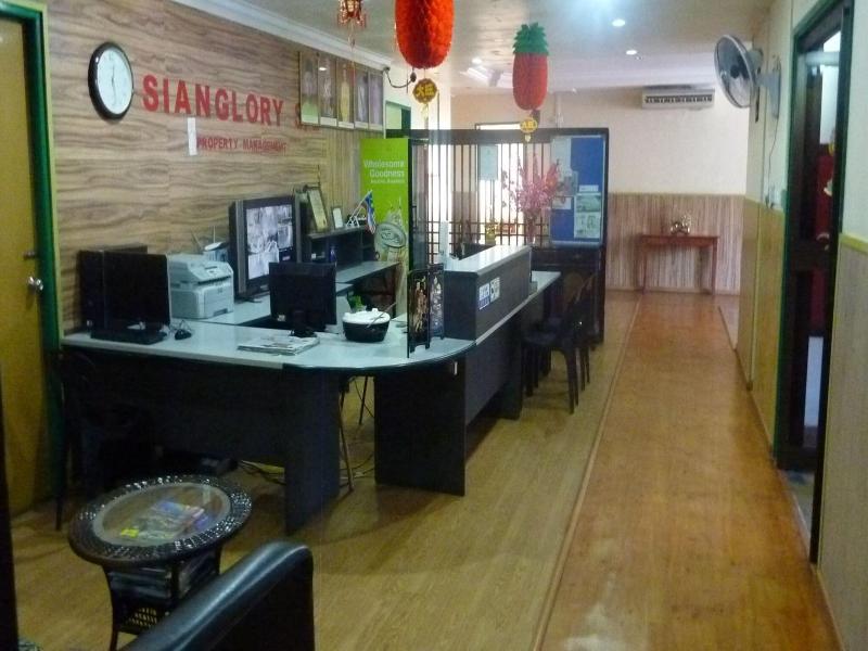 Hung Hung Inn image