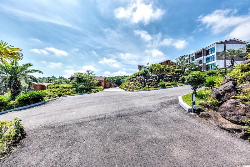 Ive Resort Jeju image