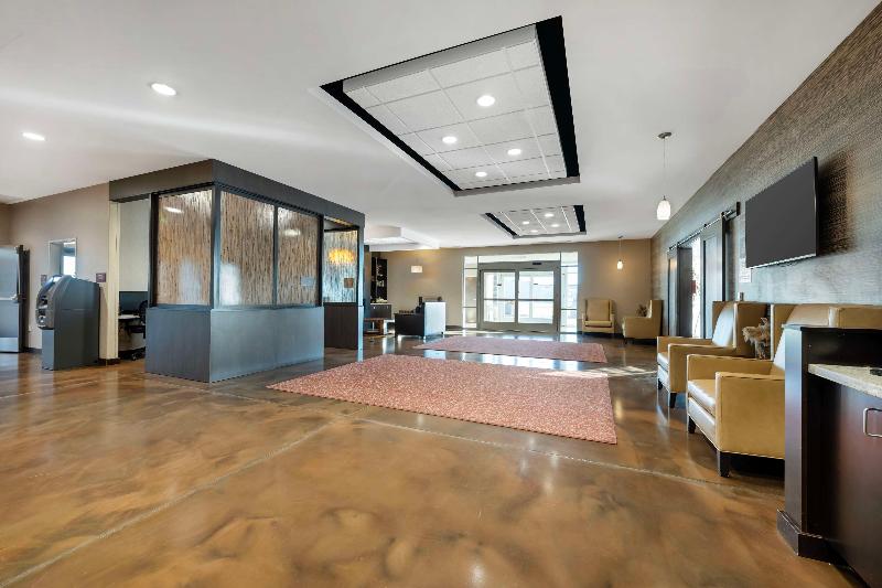 Best Western Plus Lakeview Hotel image