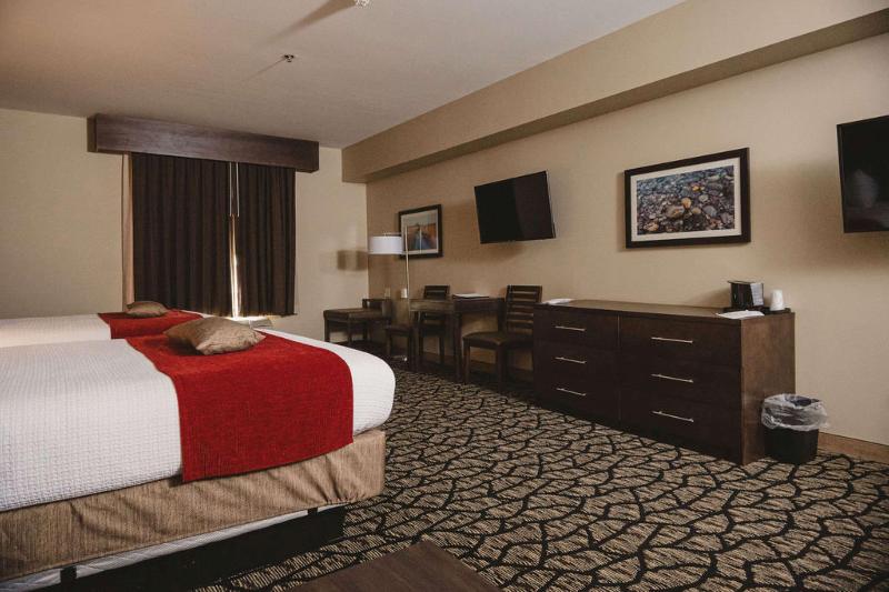Best Western Plus Lakeview Hotel image