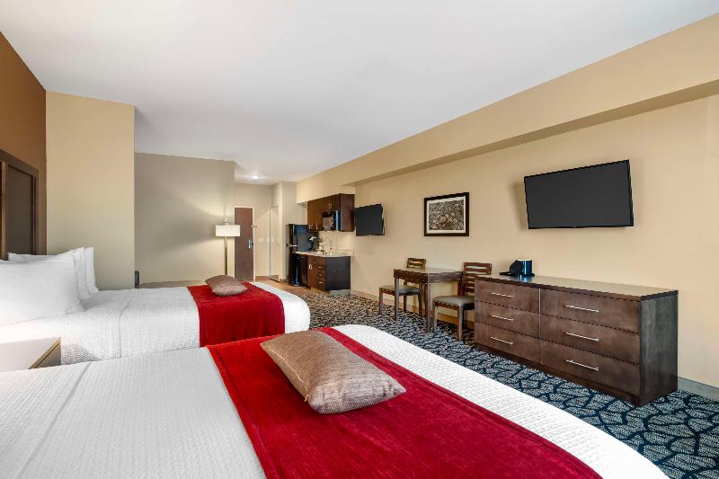 Best Western Plus Lakeview Hotel image