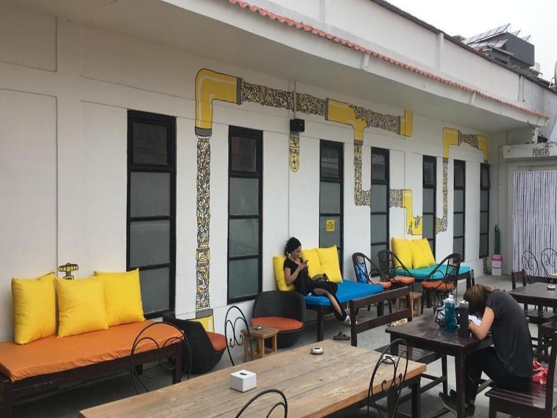 Yakety Yak Hostel image