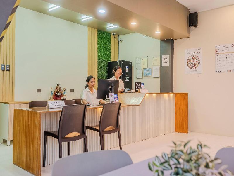 GT Seaside Inn image