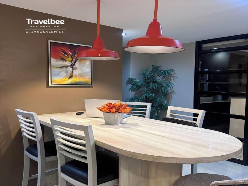 Travelbee Business Inn image
