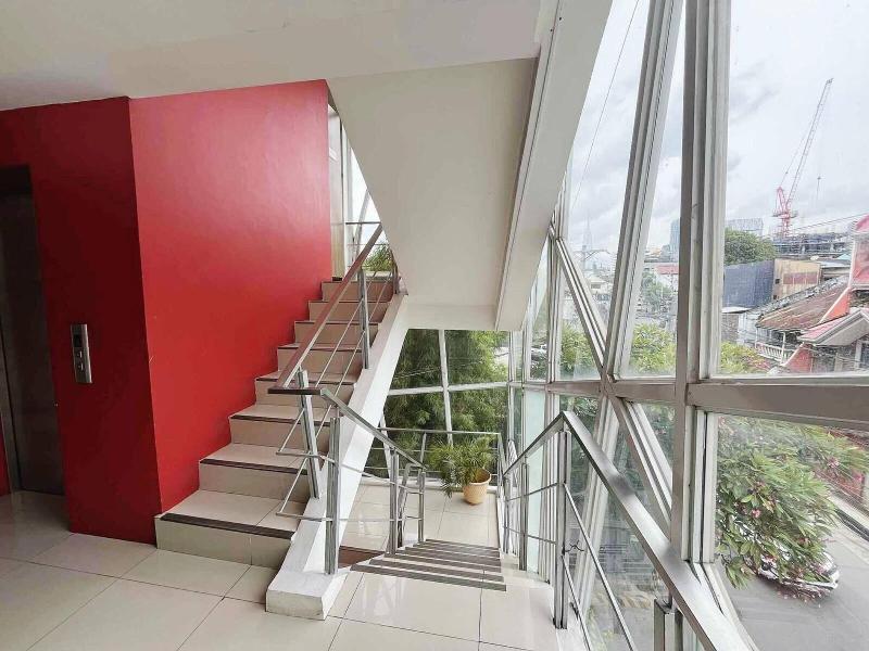 Travelbee Business Inn image