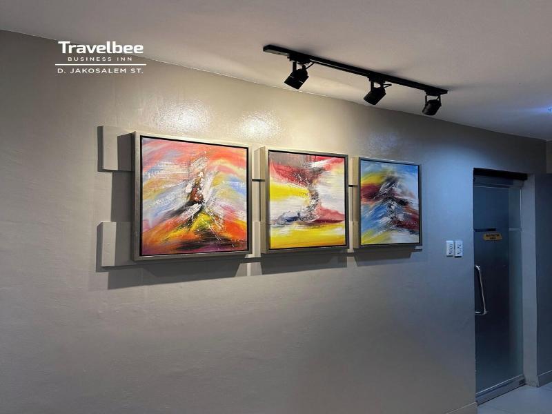 Travelbee Business Inn image