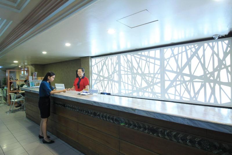 Grand City Hotel image