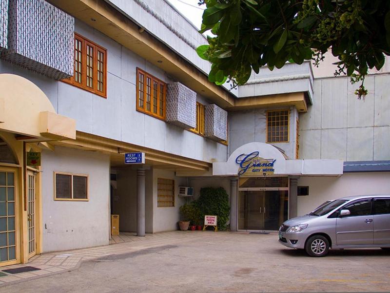 Grand City Hotel image