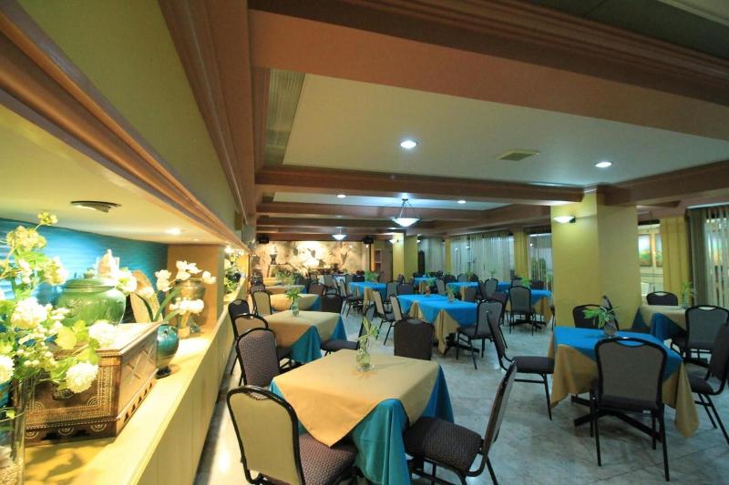 Grand City Hotel image