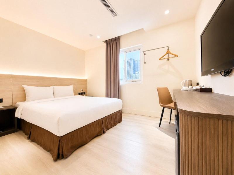 Ai-Lai Fashion Hotel image