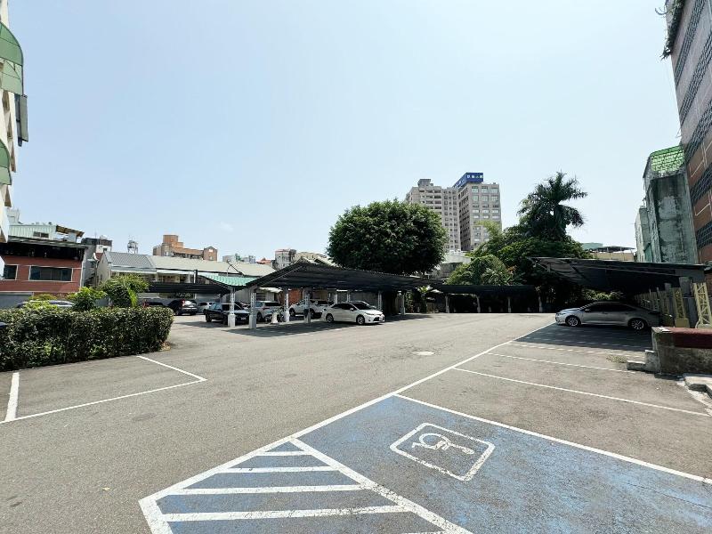 Ai-Lai Fashion Hotel image