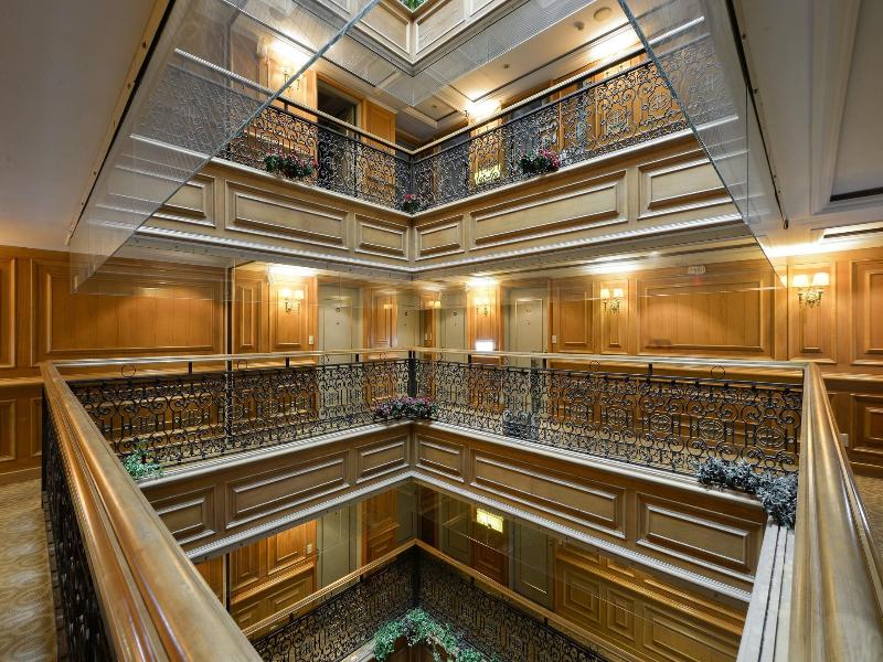 Forbes hotel image