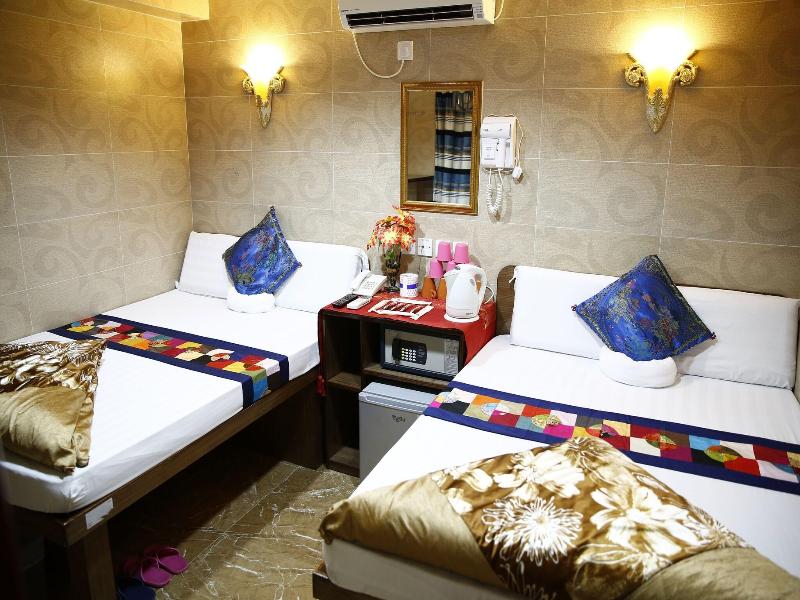 Sandhu Hotel image