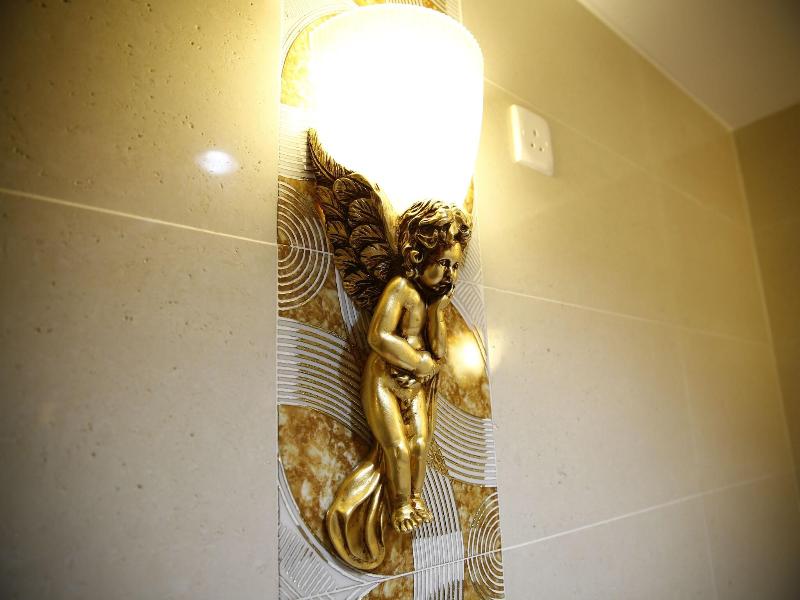 Sandhu Hotel image