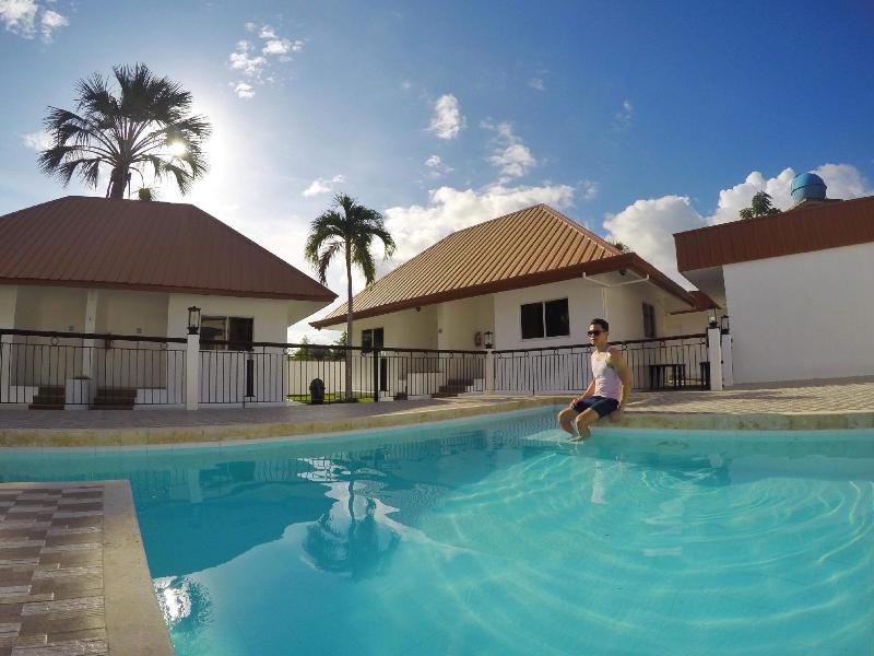 Heartland Hotel Serviced Rooms & Apartments image