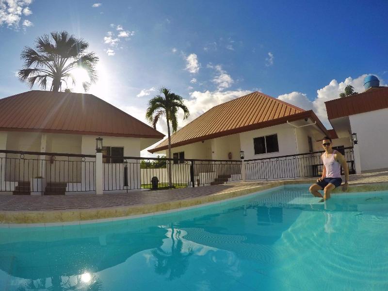 Heartland Hotel Serviced Rooms & Apartments image