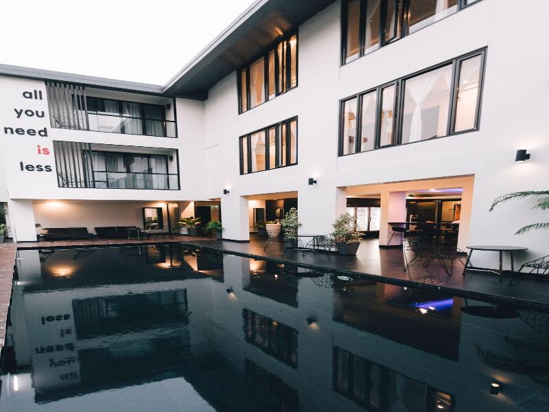 iSilver Hotel