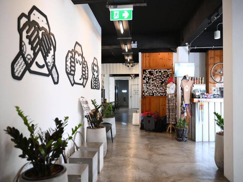 Blu Monkey Hub and Hotel Suratthani image