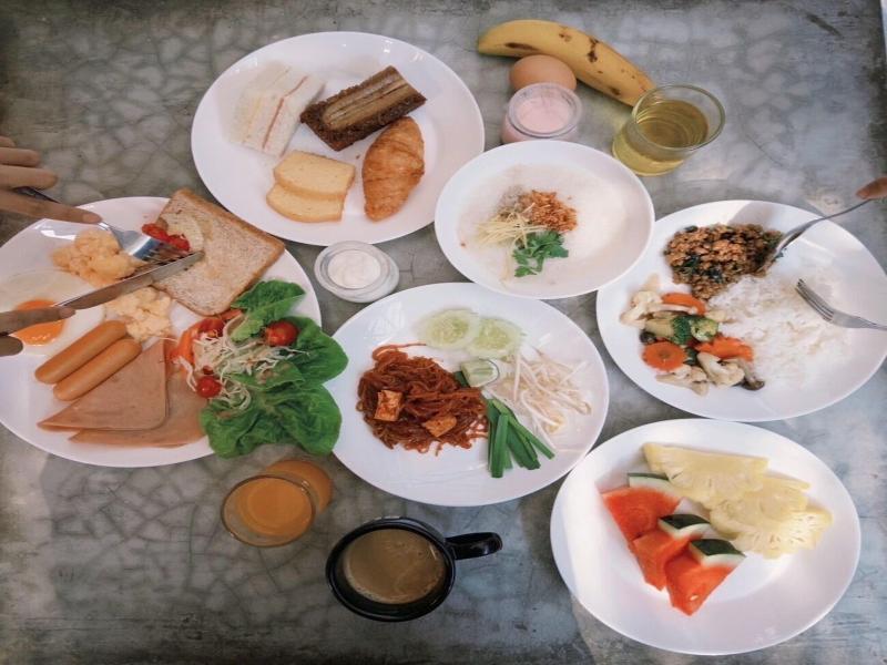 Blu Monkey Hub and Hotel Suratthani image