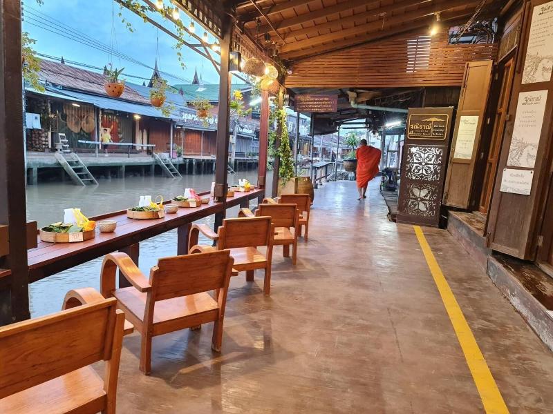 Thanicha Resort image