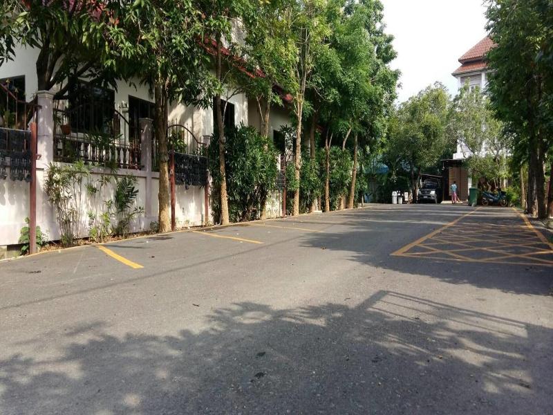 Thanicha Resort image