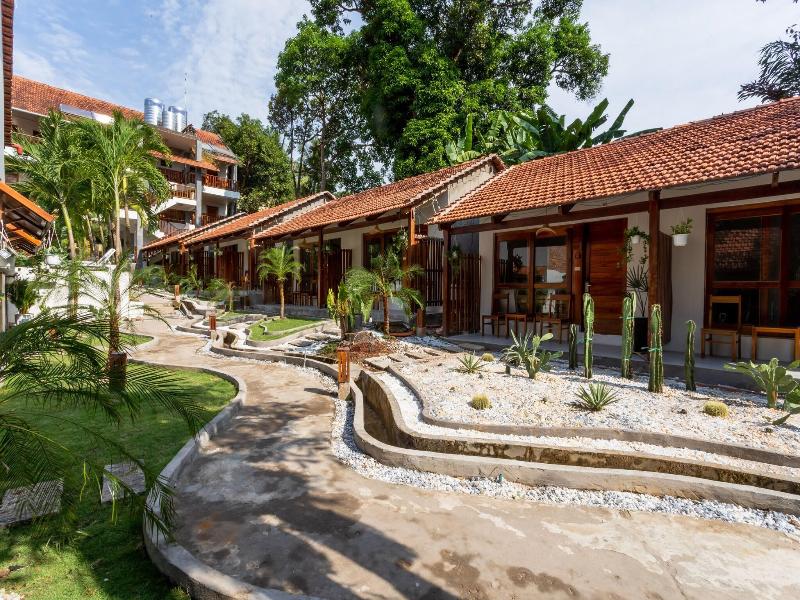 Bauhinia Resort