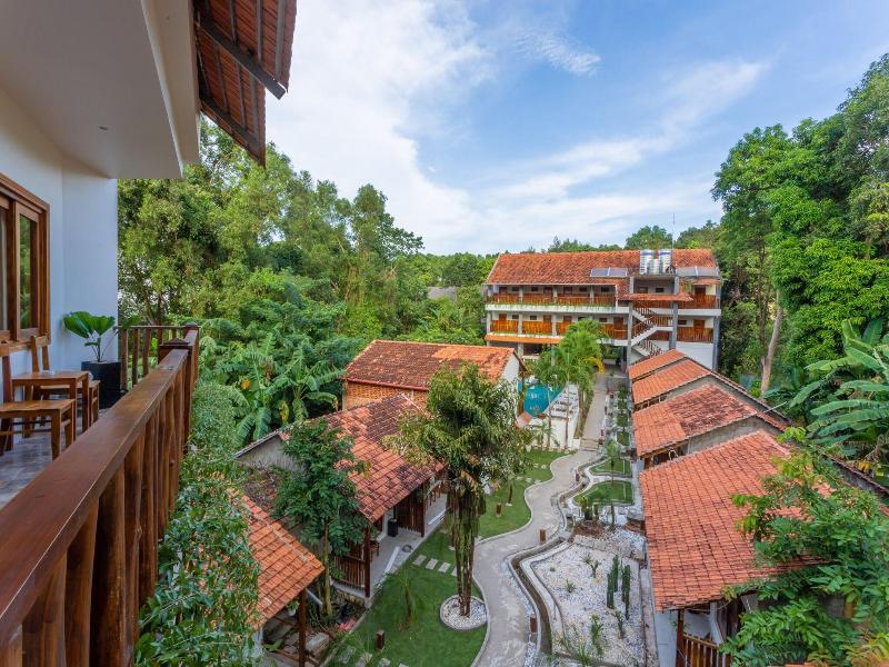 Bauhinia Resort