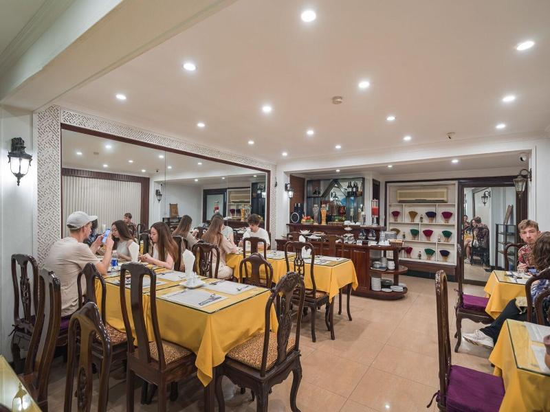 Hanoi Little Town Hotel image