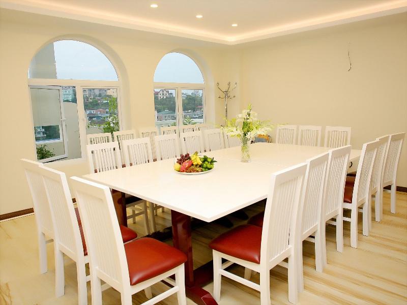 Halong Park Hotel image