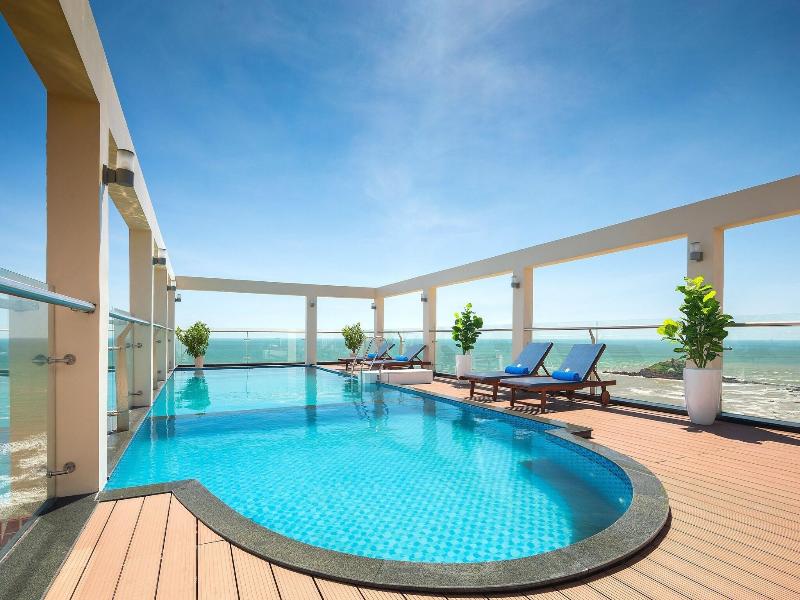 Nolis Hotel image