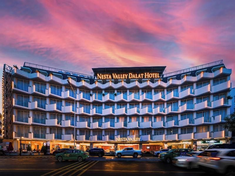 Golf Valley Hotel