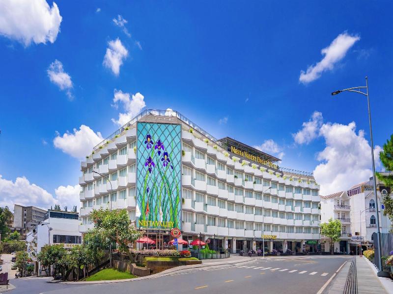 Golf Valley Hotel