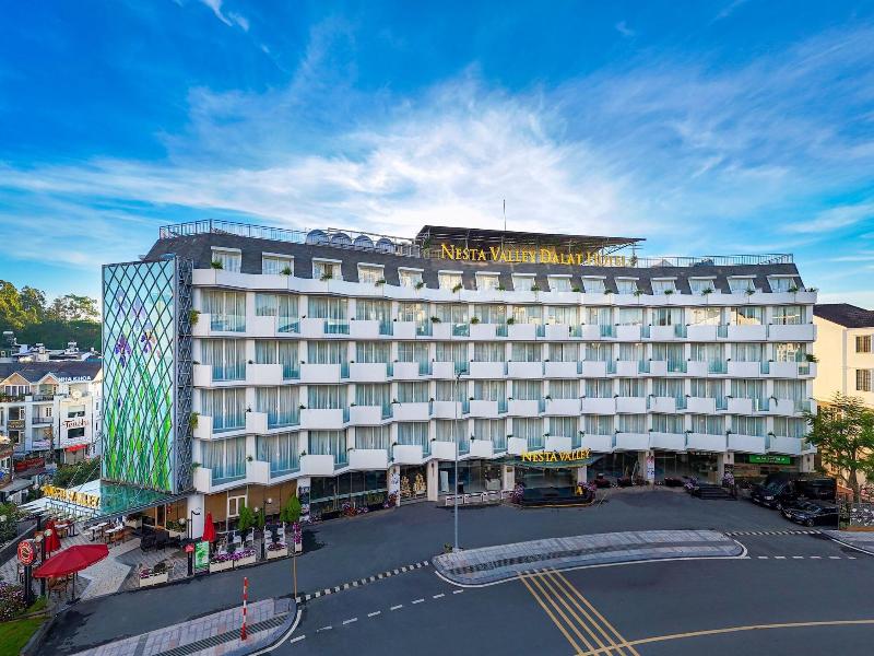 Golf Valley Hotel