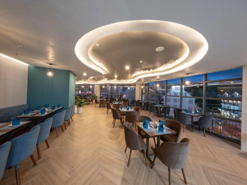 Golf Valley Hotel