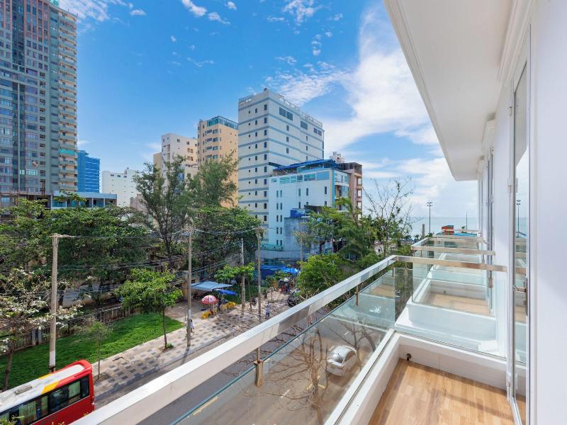 NOVENA HOTEL image