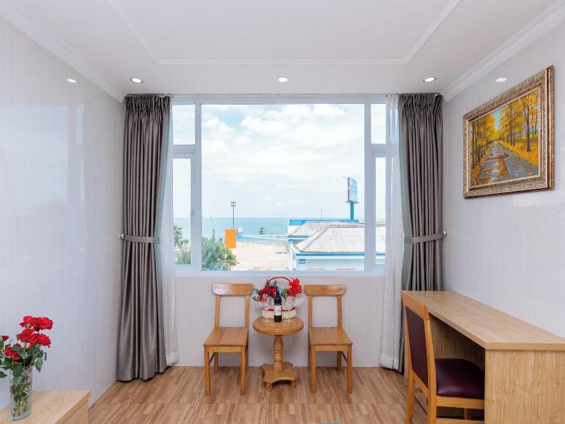 NOVENA HOTEL image