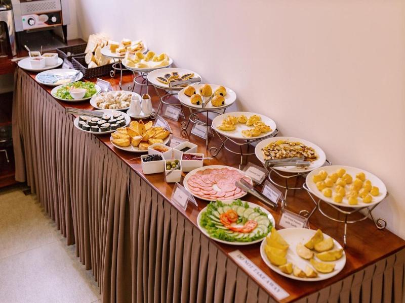 Gardenia Hue Hotel image