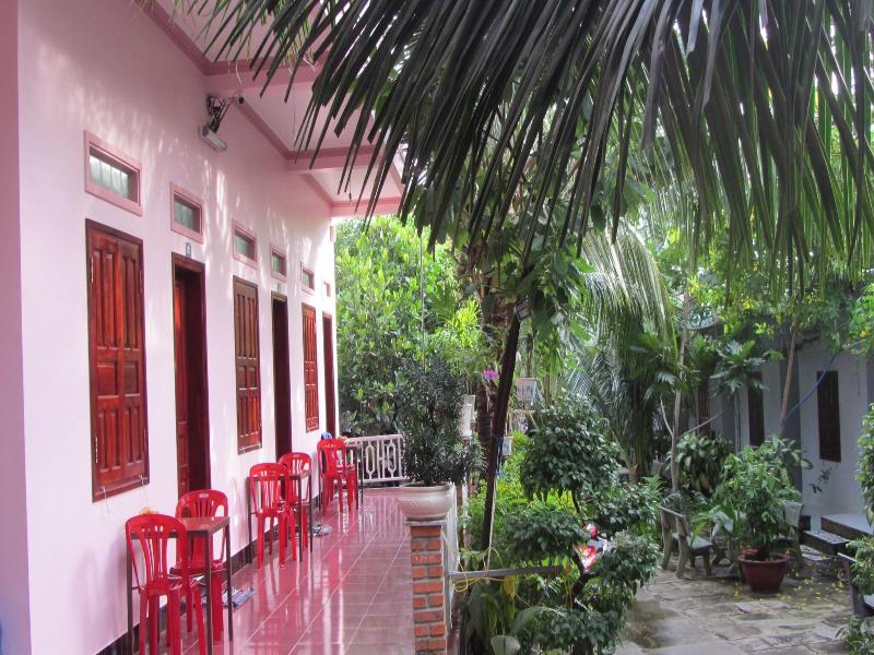 Minh Anh Garden Hotel image