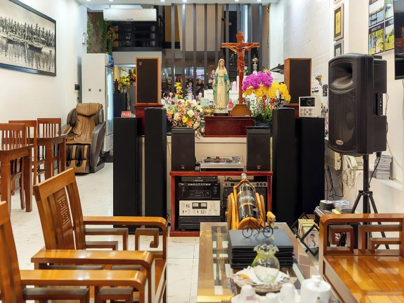 Golden Bell Homestay image