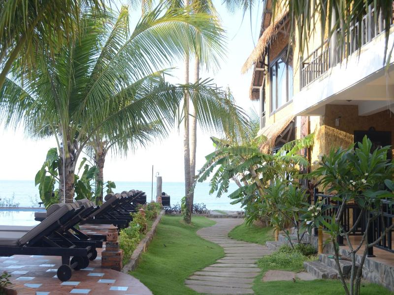 Rang Garden Beach Side Resort image