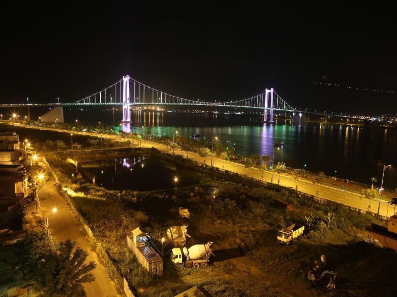 Night Sky Hotel Da Nang image