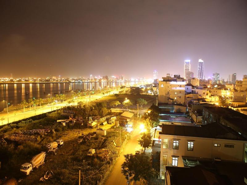 Night Sky Hotel Da Nang image
