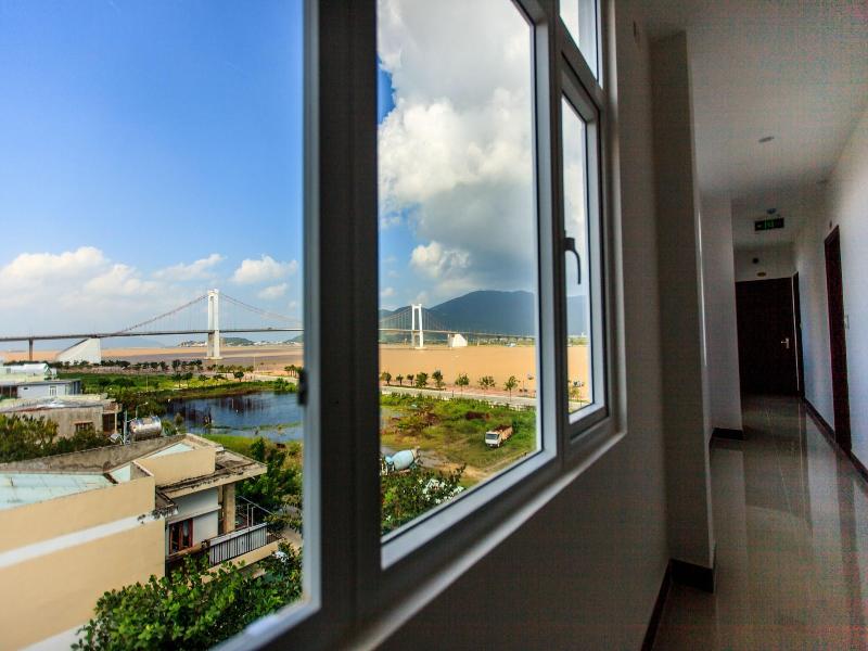Night Sky Hotel Da Nang image