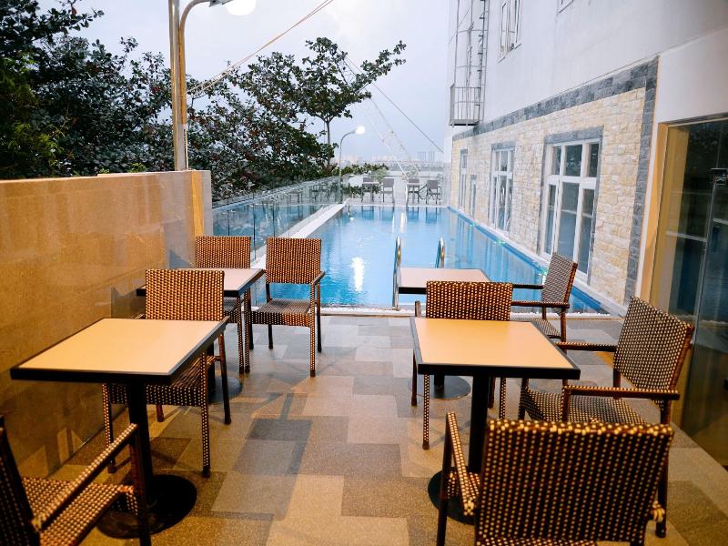 Night Sky Hotel Da Nang image