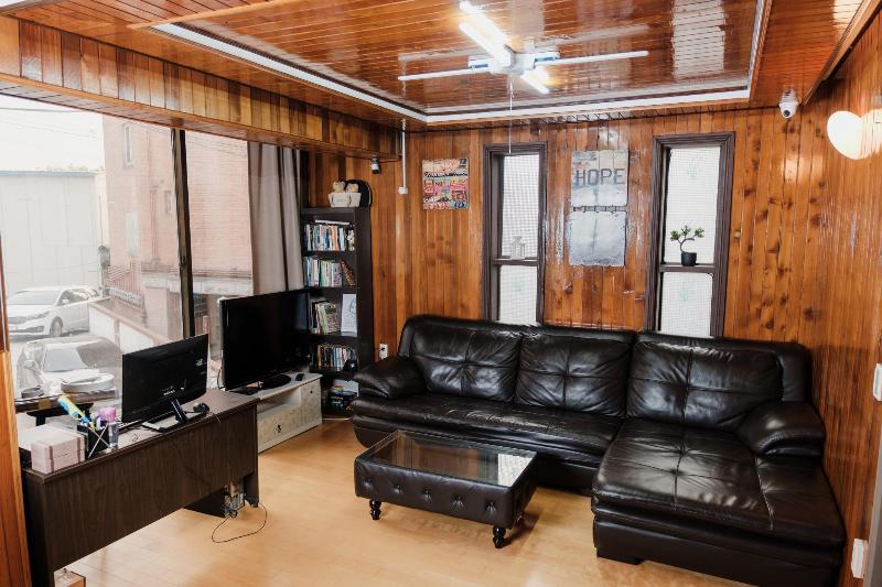 Chingu Guesthouse Hongdae-Mr.Kim's branch