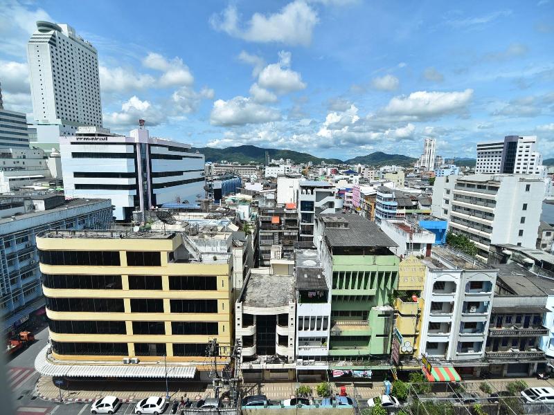 Aloha Hotel Hadyai